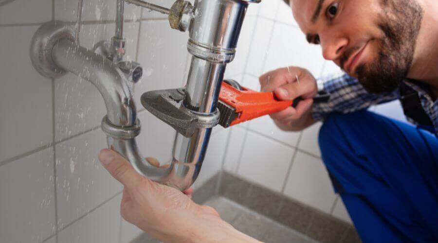 Professional same day plumber services in Logan, IA